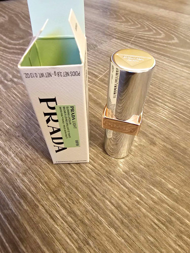 Prada light lippenstift - prada,